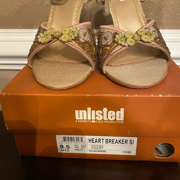 Unlisted - Picture 2 of 4